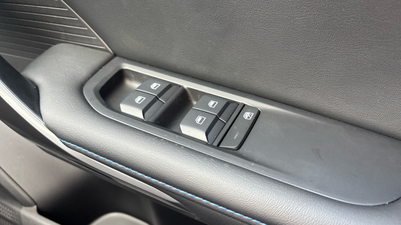 MG MG4 150kW SE EV Long Range 64kWh 5dr Auto Electric Hatchback